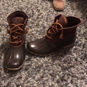 Sperry boots size 8